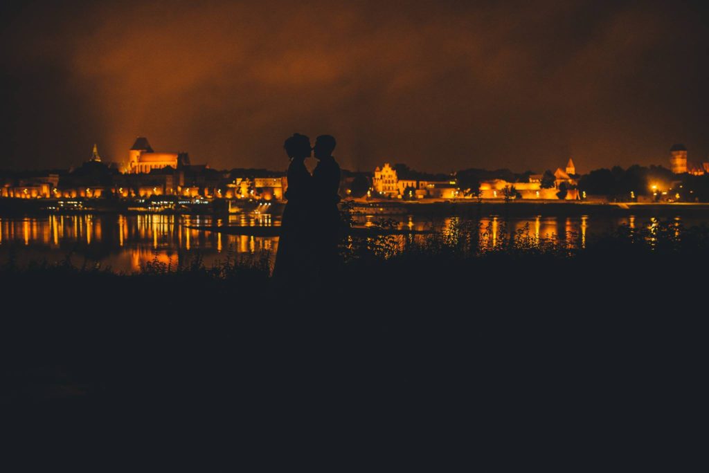 Fotograf ślubny Sierpc — naturalny reportaż zamiast ciągłego pozowania Fotograf ślubny Toruń