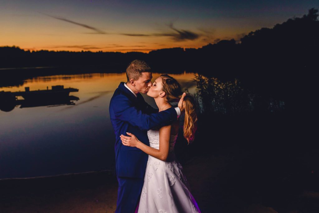 Fotograf ślubny Płońsk — wybór zdjęć do odbitek Fotograf ślubny Dworek Wapionka
