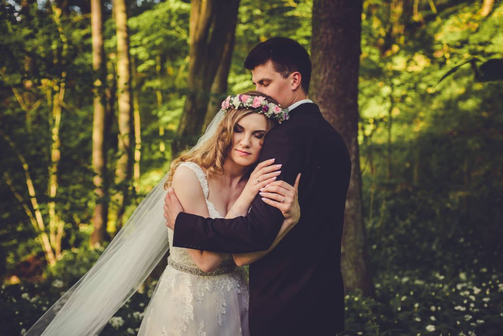 Fotograf ślubny Sierpc — naturalny reportaż zamiast ciągłego pozowania Fotograf ślubny Golub-Dobrzyń